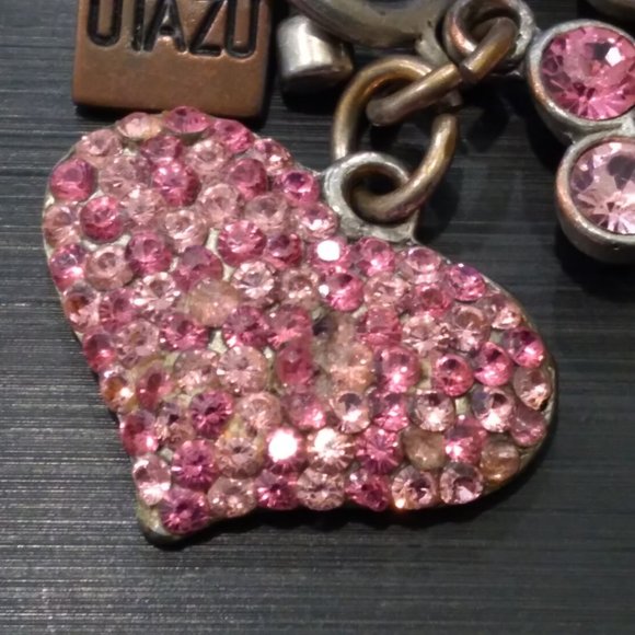 Designer Rodrigo Otazu Swarovski Crystal Charm Bracelet Pink Heart & Flowers - Picture 2 of 4